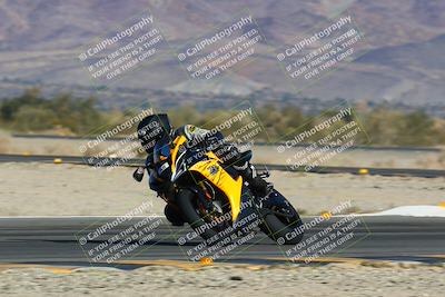 media/Jan-13-2024-SoCal Trackdays (Sat) [[9c032fe5aa]]/Turn 14 (10am)/